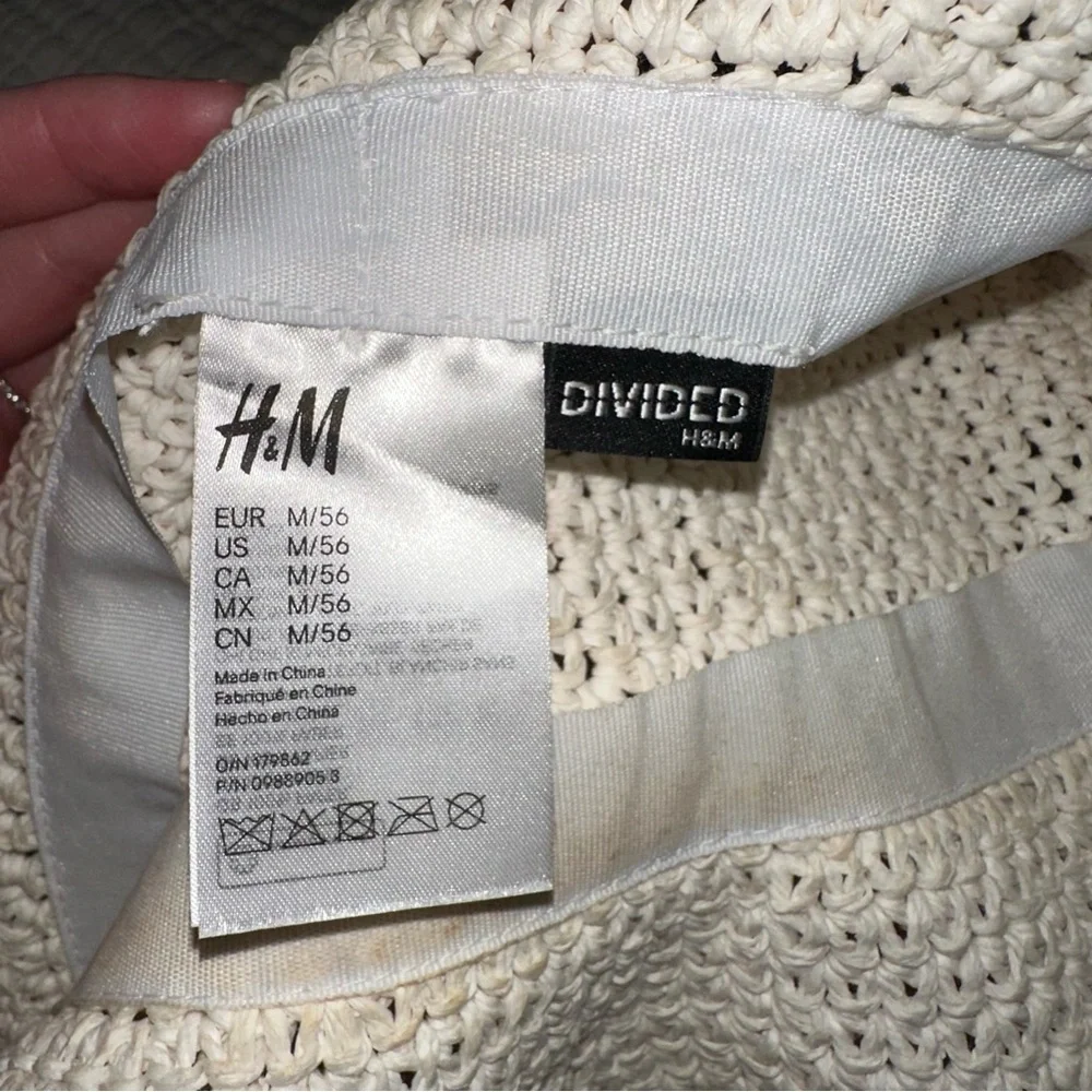White Bucket Hat